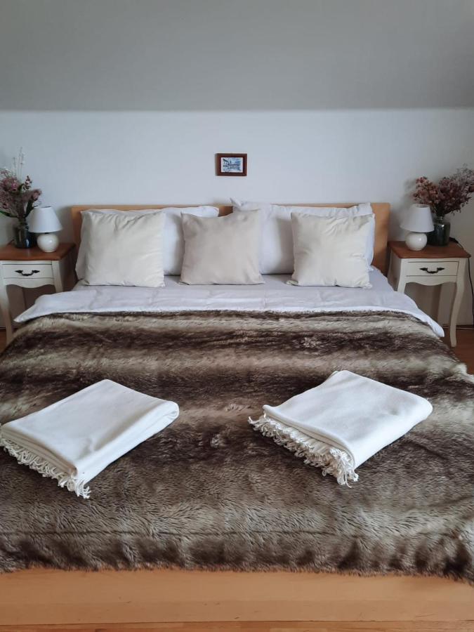 Apartman มิคูลอฟ ภายนอก รูปภาพ